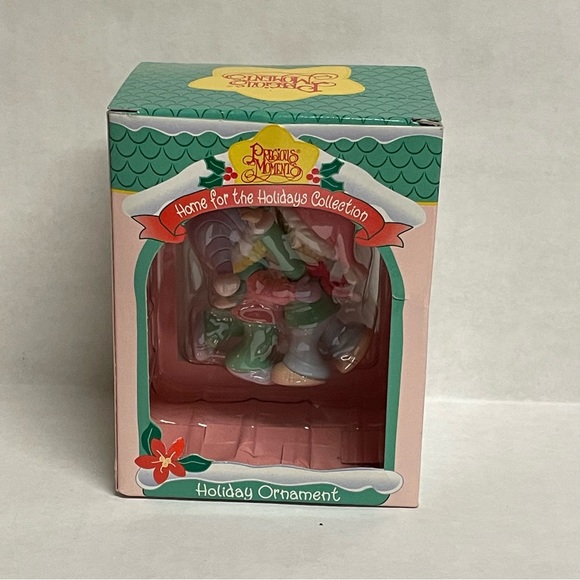 1996 Precious Moments Enesco Home For The Holidays Christmas Ornament - Picture 3 of 5